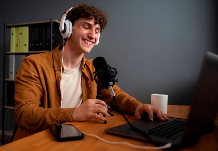 crear_podcast_negocio